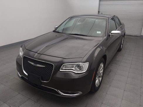 Used 2016 Chrysler 300 C w/ Safetytec Plus Group AWD/4WD image 15