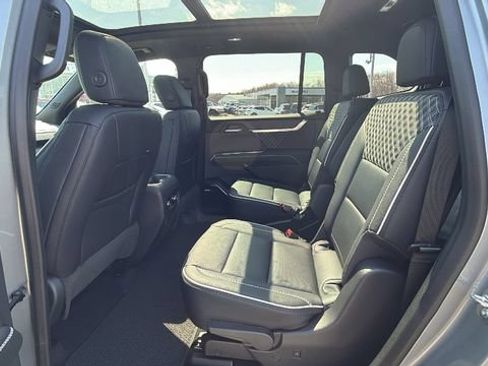 New 2026 GMC Acadia Denali w/ Super Cruise Package AWD/4WD image 38