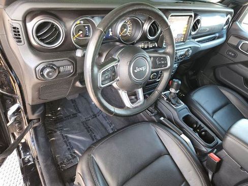 Used 2021 Jeep Wrangler Unlimited Sahara image 11