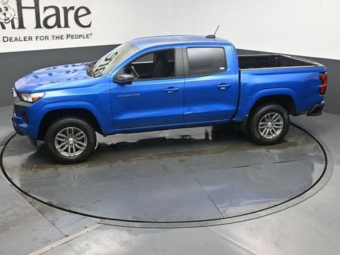 Used 2024 Chevrolet Colorado LT w/ LT Convenience Package II image 65