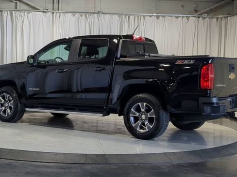 Used 2017 Chevrolet Colorado Z71 AWD/4WD image 8