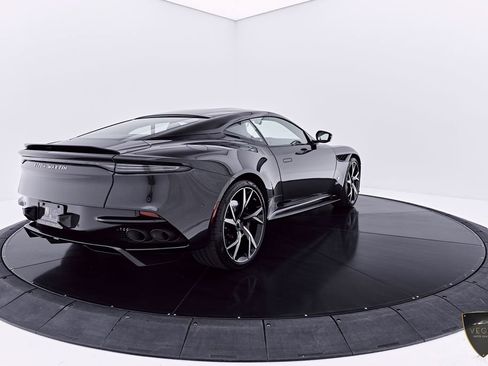 Used 2021 Aston Martin DBS Superleggera RWD image 17