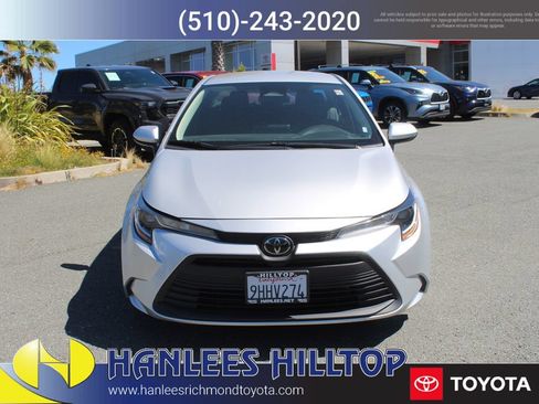 Used 2023 Toyota Corolla LE FWD image 4
