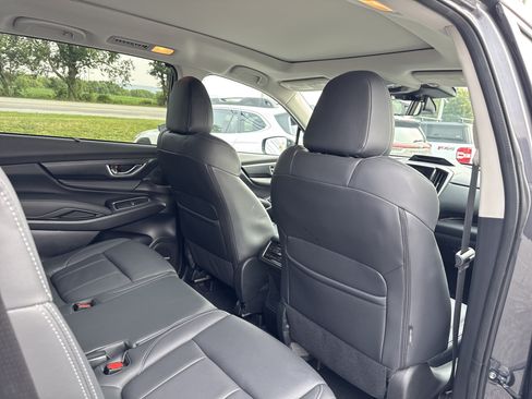 Used 2023 Subaru Ascent Limited w/ Technology Package AWD/4WD image 18