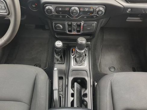 Used 2023 Jeep Wrangler Unlimited Sport AWD/4WD image 20