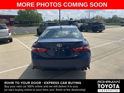 Used 2023 Toyota Camry SE w/ Cold Weather Package image 5