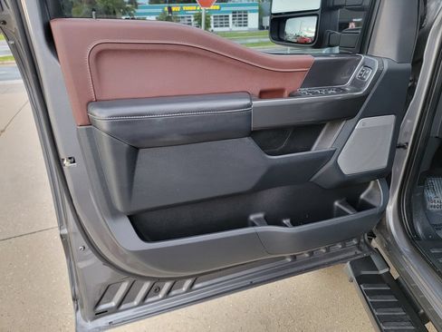 Used 2023 Ford F150 Lariat AWD/4WD image 15