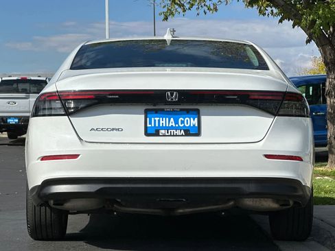 Used 2023 Honda Accord EX image 7