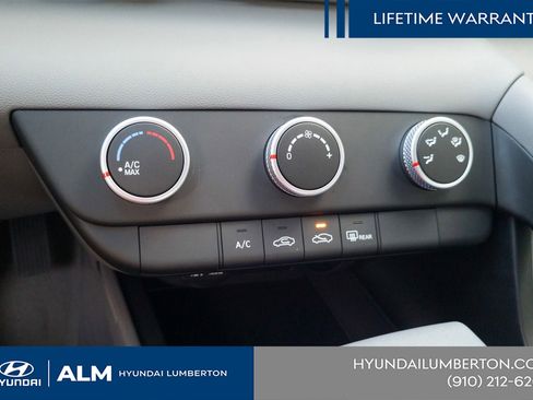 New 2026 Hyundai Elantra SE FWD image 23