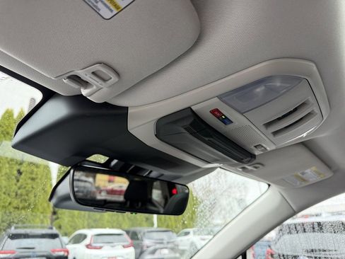 Used 2023 Subaru Ascent Limited w/ Technology Package image 28