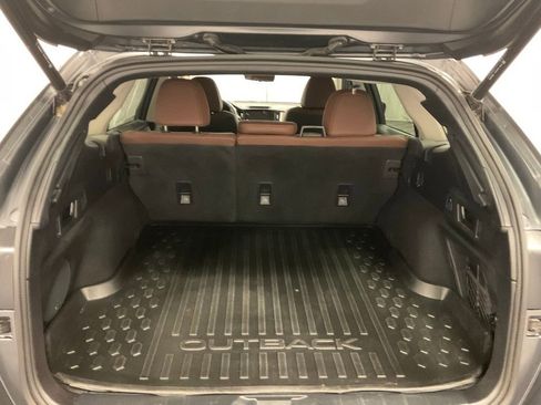 Used 2023 Subaru Outback Touring XT image 10