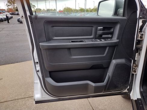 Used 2016 RAM 1500 ST w/ SXT Appearance Group image 18