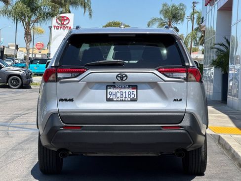 Certified 2023 Toyota RAV4 XLE w/ Convenience Package FWD image 6