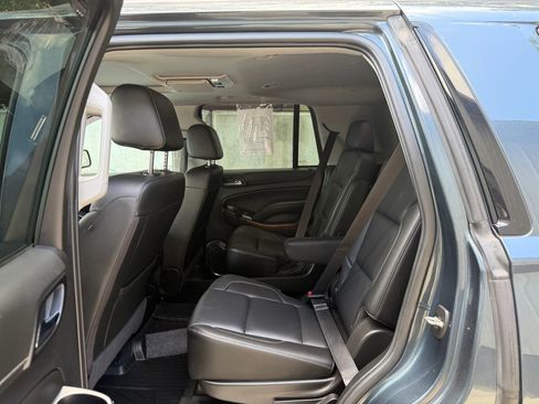 Used 2020 Chevrolet Tahoe Premier AWD/4WD image 3