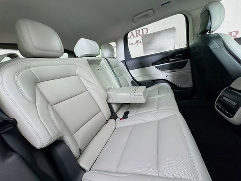 New 2026 Lincoln Nautilus Premier AWD/4WD image 27