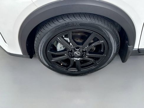 Certified 2024 Nissan Kicks SR FWD image 29