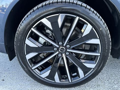 New 2026 Volvo XC60 T8 Ultra w/ Climate Package image 10