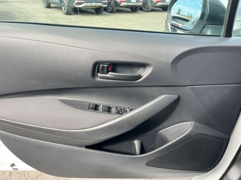 Used 2023 Toyota Corolla LE image 18
