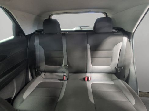 Used 2025 Chevrolet TrailBlazer LT AWD/4WD image 13