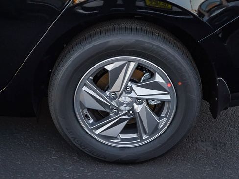 New 2026 Hyundai Elantra SE image 11