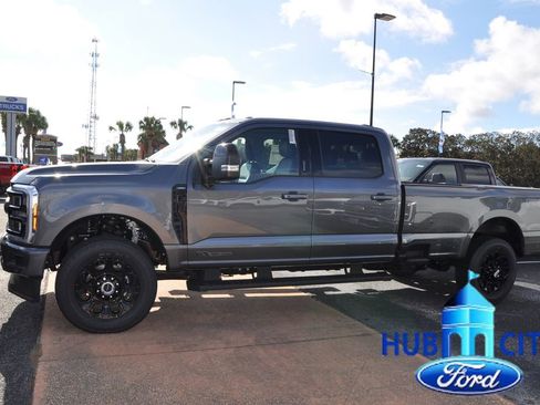 New 2026 Ford F350 Lariat w/ Black Appearance Package image 2