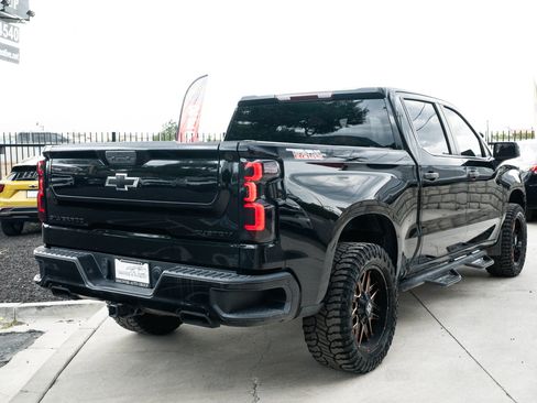 Used 2021 Chevrolet Silverado 1500 Custom Trail Boss w/ Midnight Edition AWD/4WD image 7