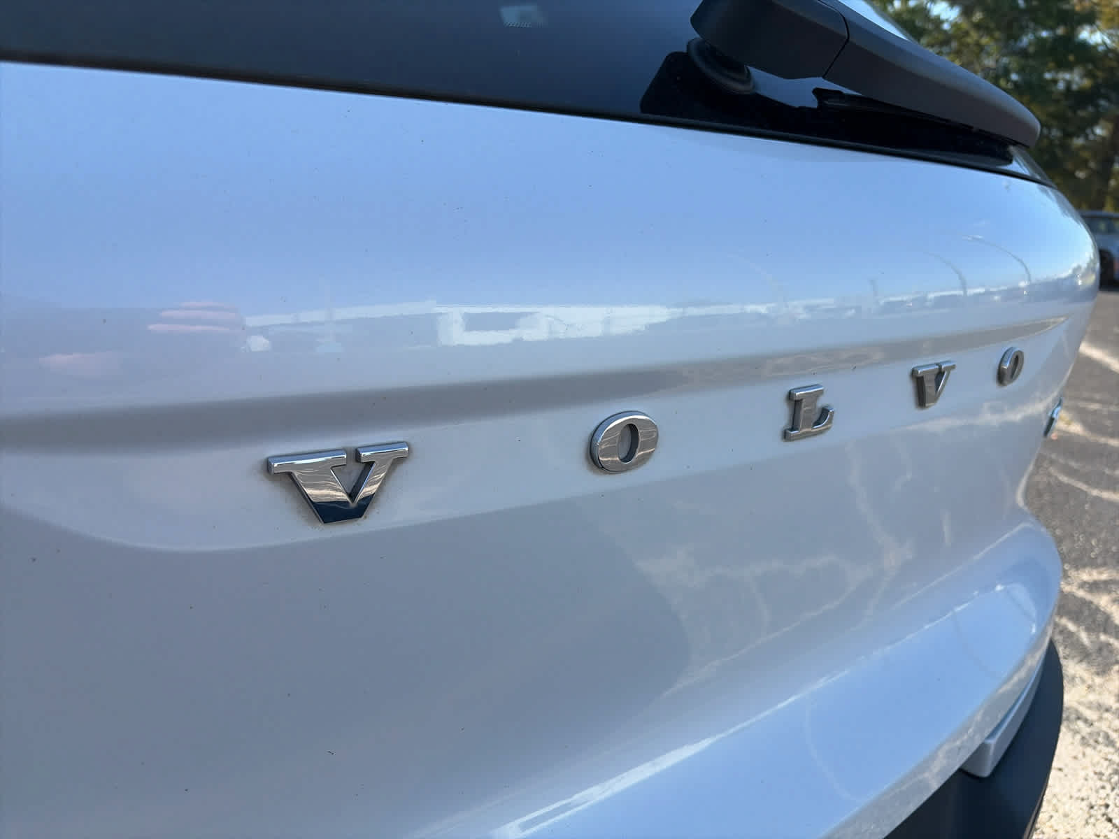 Used 2020 Volvo XC40 T5 R-Design AWD/4WD image 4