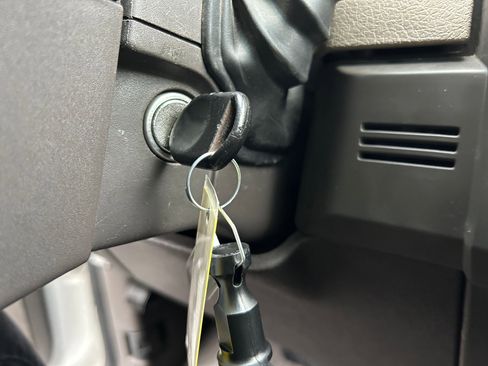 Used 2009 Ford F150 XL image 16