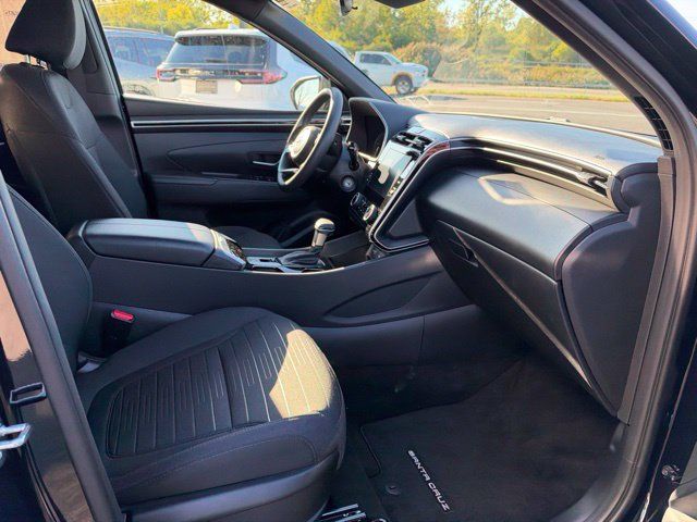 Used 2024 Hyundai Santa Cruz SE AWD/4WD image 10