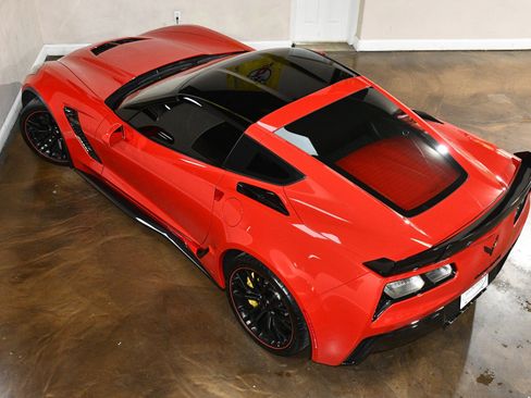 Used 2017 Chevrolet Corvette Z06 w/ Z07 Performance Package image 76