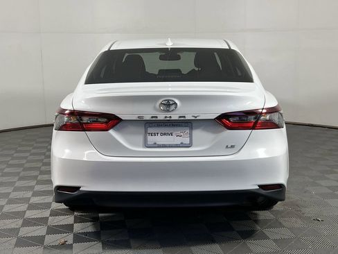 Used 2023 Toyota Camry LE image 7