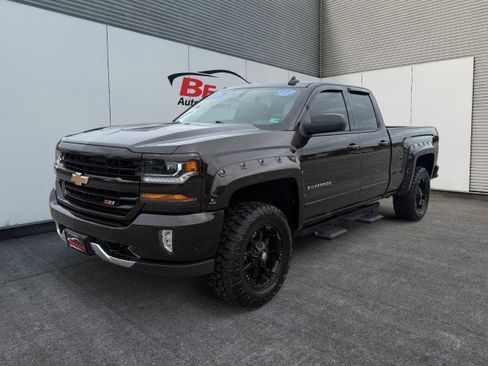Used 2018 Chevrolet Silverado 1500 LT w/ All Star Edition AWD/4WD image 1