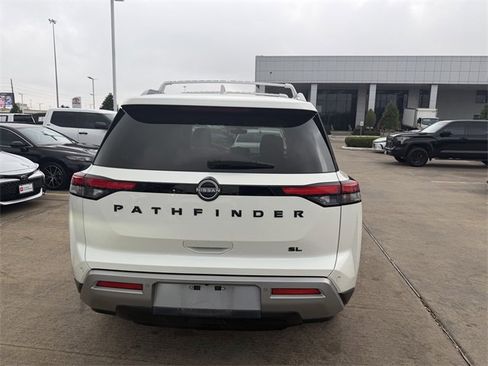 Used 2023 Nissan Pathfinder SL w/ Lighting Package (N92) image 6