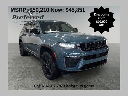 New 2026 Jeep Grand Cherokee Limited w/ Limited Altitude Package
