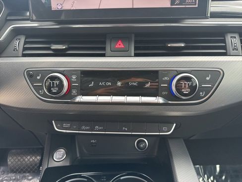 Used 2022 Audi A4 2.0T Premium Plus w/ Premium Plus Package image 12