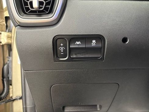 Used 2021 Kia Sorento LX FWD image 15