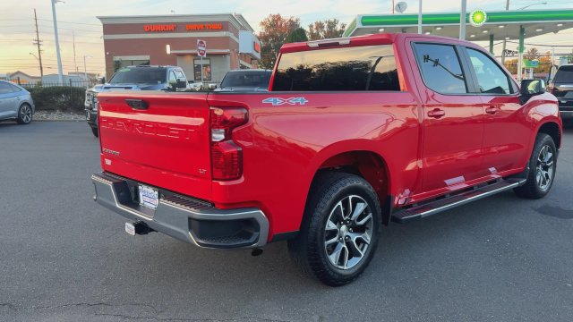 Used 2023 Chevrolet Silverado 1500 LT AWD/4WD image 8