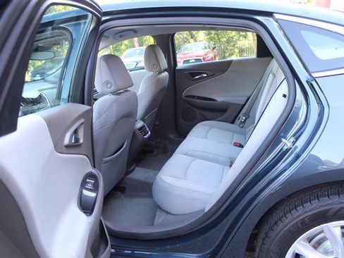 Used 2020 Chevrolet Malibu LT FWD image 21