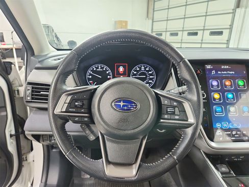 Used 2021 Subaru Outback Premium image 22