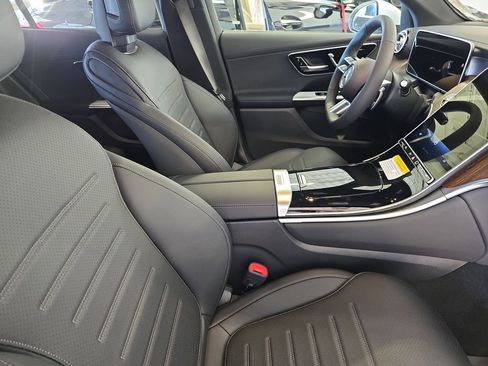 New 2026 Mercedes-Benz GLC 300 4MATIC image 10