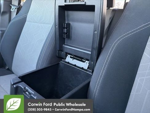 Used 2021 Toyota Tacoma TRD Off-Road image 23