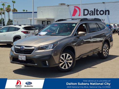 Used 2021 Subaru Outback Premium AWD/4WD image 1