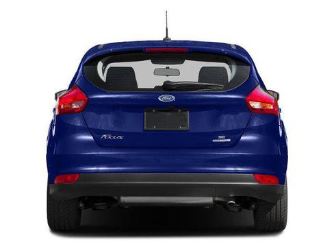 Used 2016 Ford Focus SE w/ SE Sport Package FWD image 5