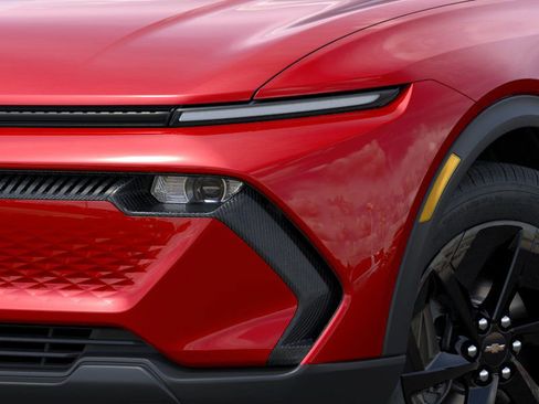 New 2026 Chevrolet Equinox EV LT image 34