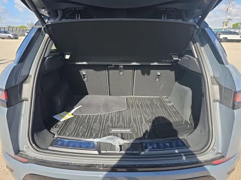 Used 2023 Land Rover Range Rover Evoque R-Dynamic S image 13