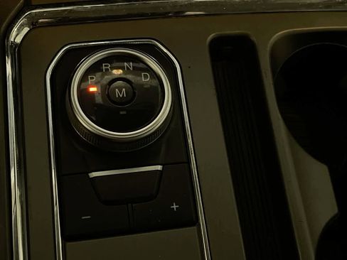 Used 2021 Ford Expedition Max XLT w/ FX4 Off-Road Package AWD/4WD image 19