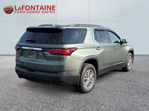 Used 2023 Chevrolet Traverse LT AWD/4WD image 7