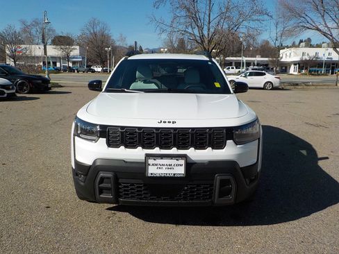 New 2026 Jeep Cherokee Limited image 3