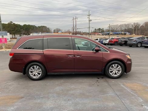 Used 2016 Honda Odyssey SE image 14