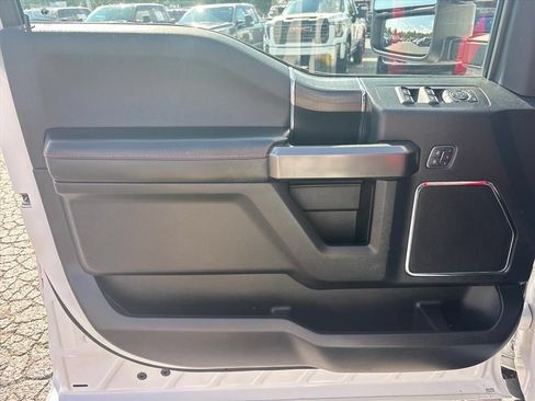 Used 2020 Ford F150 Lariat w/ Equipment Group 502A Luxury AWD/4WD image 26